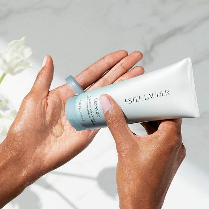 Estee Lauder Daywear Glow Boost Jelly Cleanser 125 Ml - 6