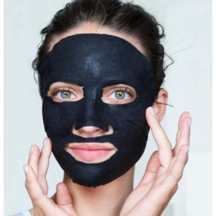 Garnier Skin Naturals Kömürlü Kağıt Yüz Maskesi Siyah Çay