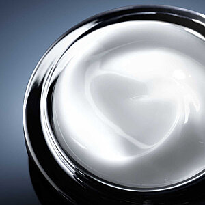 Lancome Genifique Gençlik İksiri Gündüz Kremi 50 Ml - 4