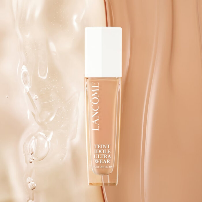 Lancome Teint Idole Ultra Wear Glow Foundation 245C - 2