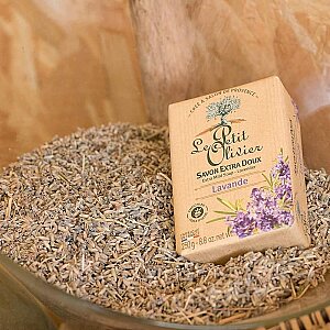 Le Petit Olivier Lavender Soap 250 Gr - 2