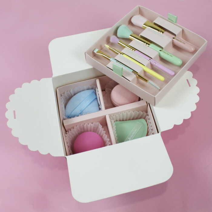 Nascita Patissiere 5'li Makyaj Fırçası ve 4'lü Sünger Set - 7