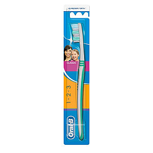 Oral-B 3-Classic Medium 40 Diş Fırçası - Oral-B