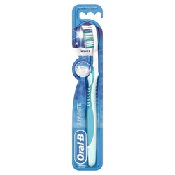 Oral-B - Oral-B Advantage 3D White Soft 35 Diş Fırçası