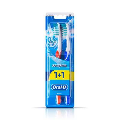 Oral-B Advantage Komple Temizlik Orta 40 Diş Fırçası 1+1