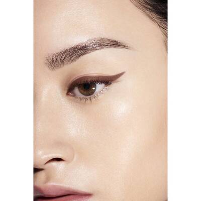 Shiseido Kajal Inkartıst Göz Kalemi 01