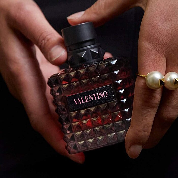 Valentino Born In Roma Donna Kadın Parfüm Edp Intense 100 Ml - 4