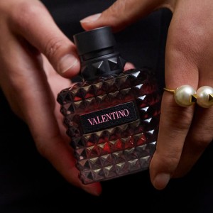 Valentino Born In Roma Donna Kadın Parfüm Edp Intense 50 Ml - Thumbnail
